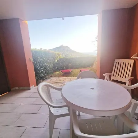Le Hameau Yourhosthelper Apartment
