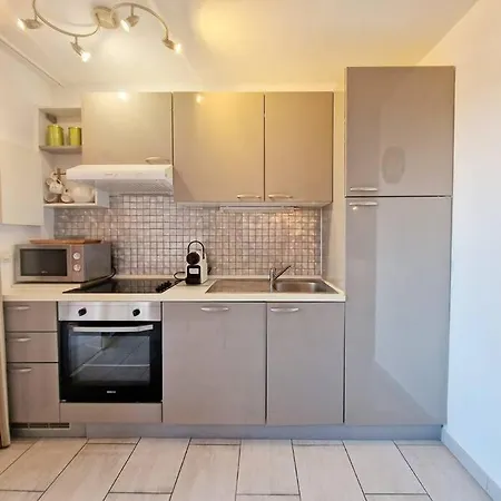 Le Hameau Yourhosthelper Apartment *